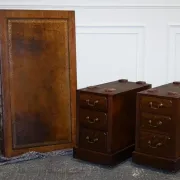 Antique Pedestal Desk by Edwardian Maple & Co, 1890
