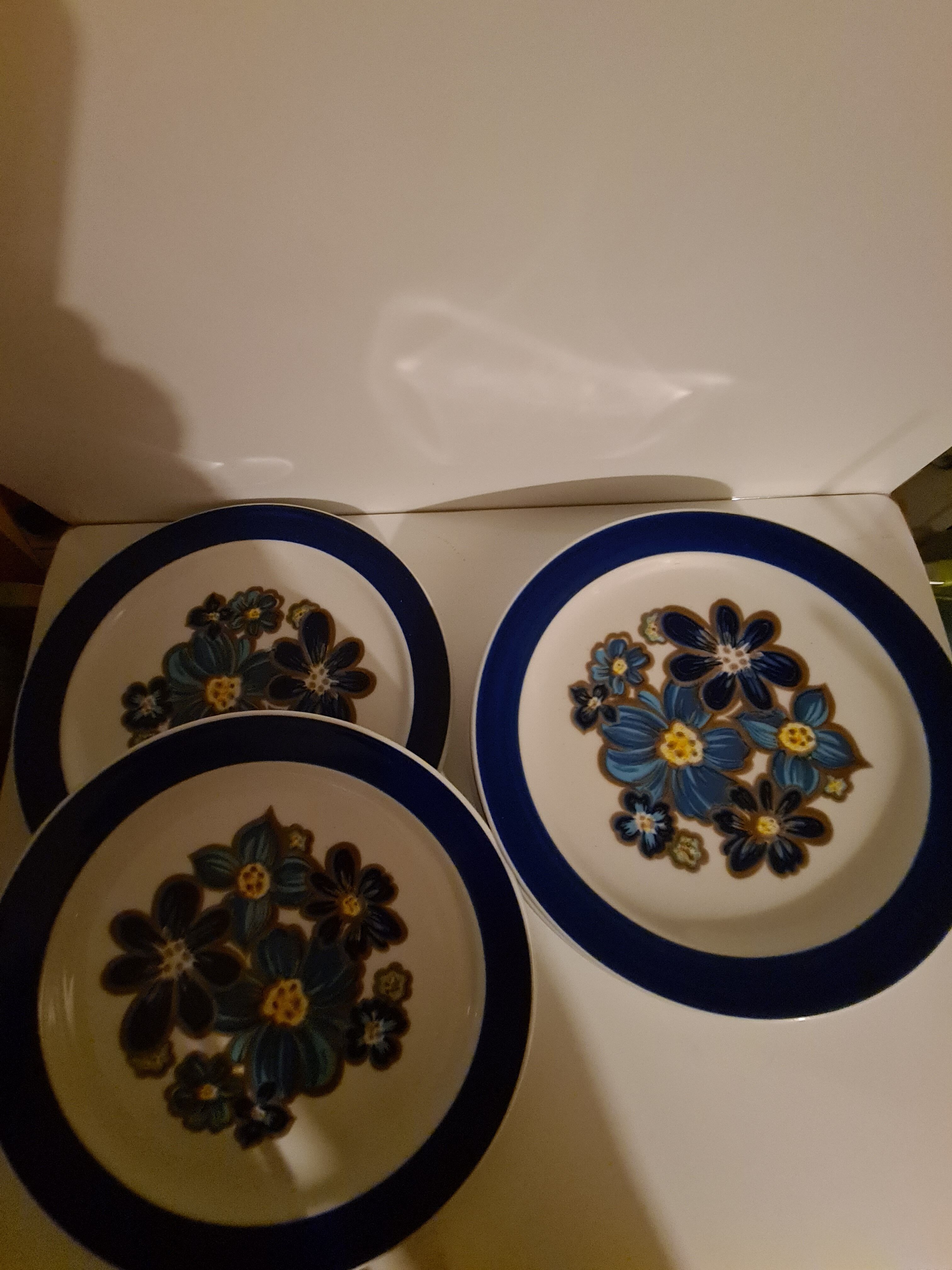 Faience Colditz Inglasur Lot 5 dessert plates blue flowers pattern