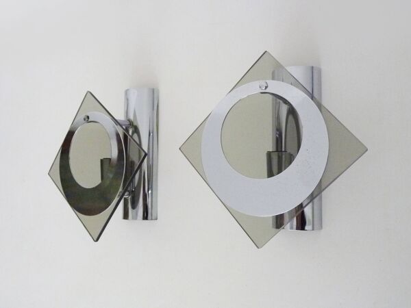 Paire d'appliques murales métal chromé et verre, style VECA Fontana Arte.