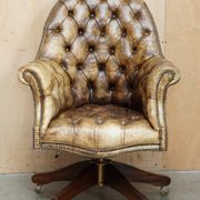 Chesterfield executive armchair in aniline leather