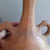 Vase artisanal à anses en terre cuite