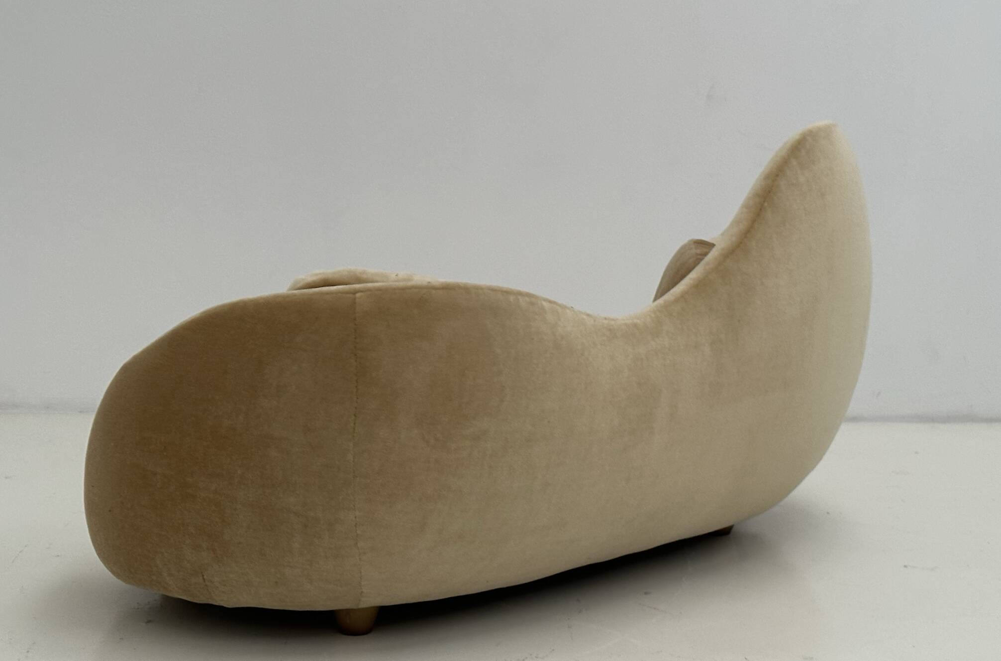 Italian Art Deco sofa