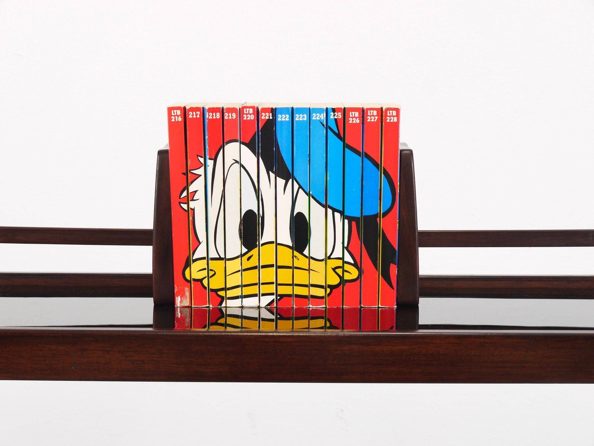 Hagenauer Jirasek unique side table, book shelf, Vienna, 1940s