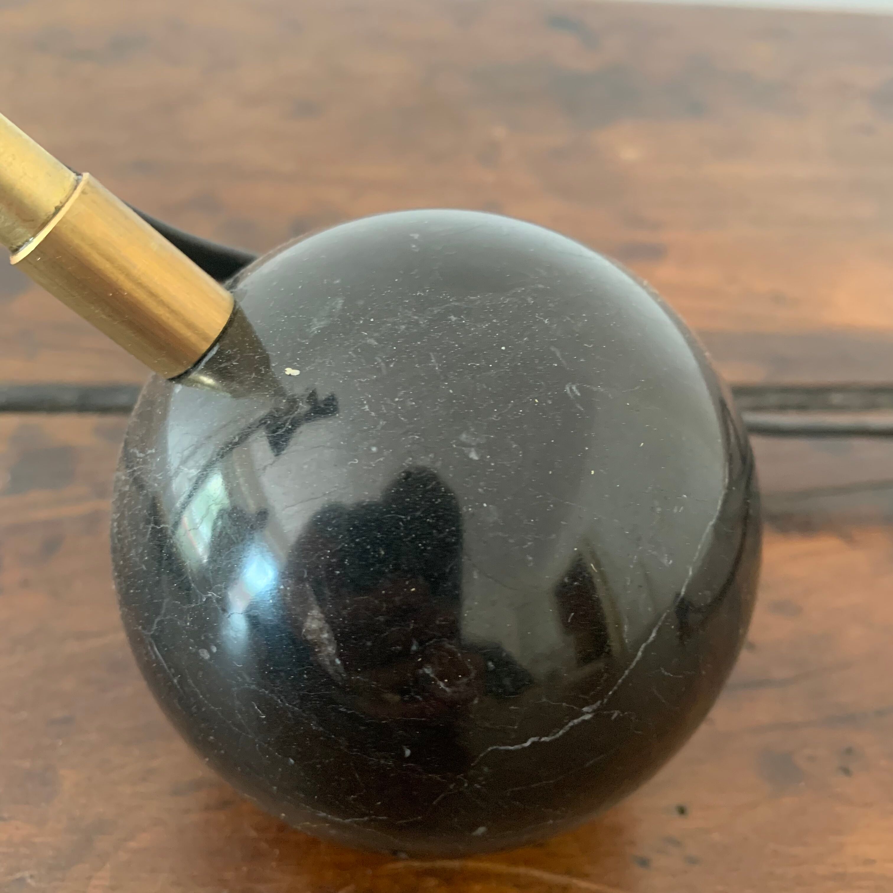 Diabolo lamp with marble counterweight