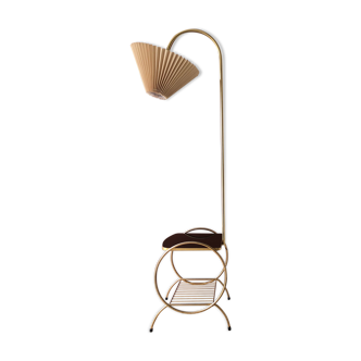 Vintage e-reader floor lamp