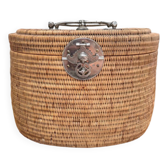 Old wicker travel tea basket