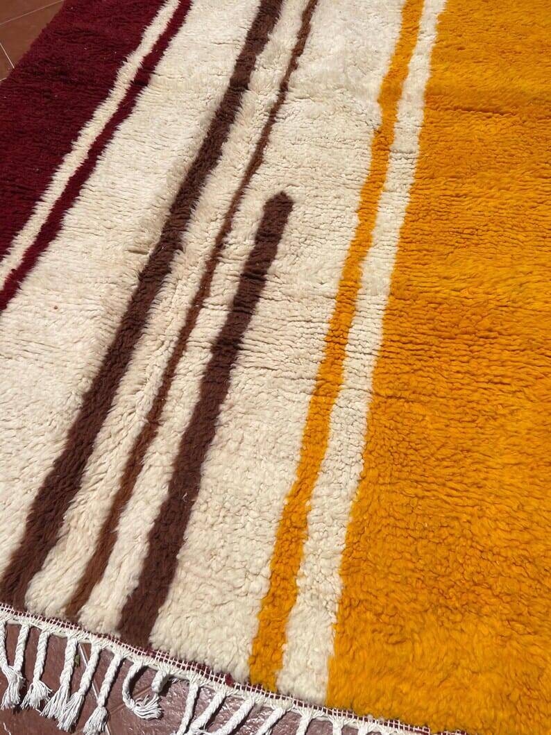 Handmade Beni Ouraine Berber rug, size 150 x 250 cm