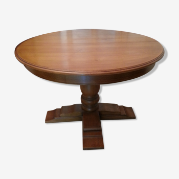 Round table in merisier