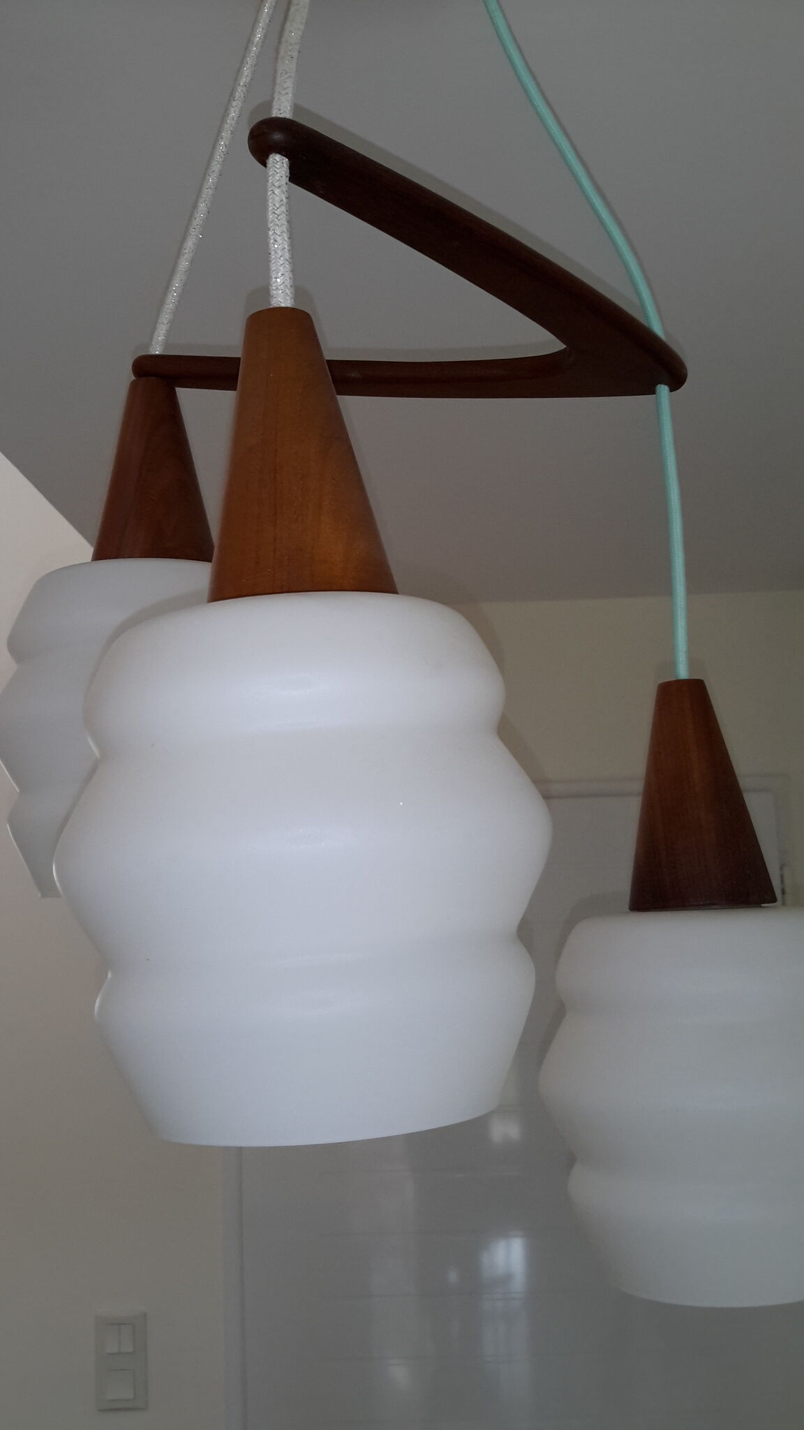 Suspension boomerang Philips design Louis Kalff années 60