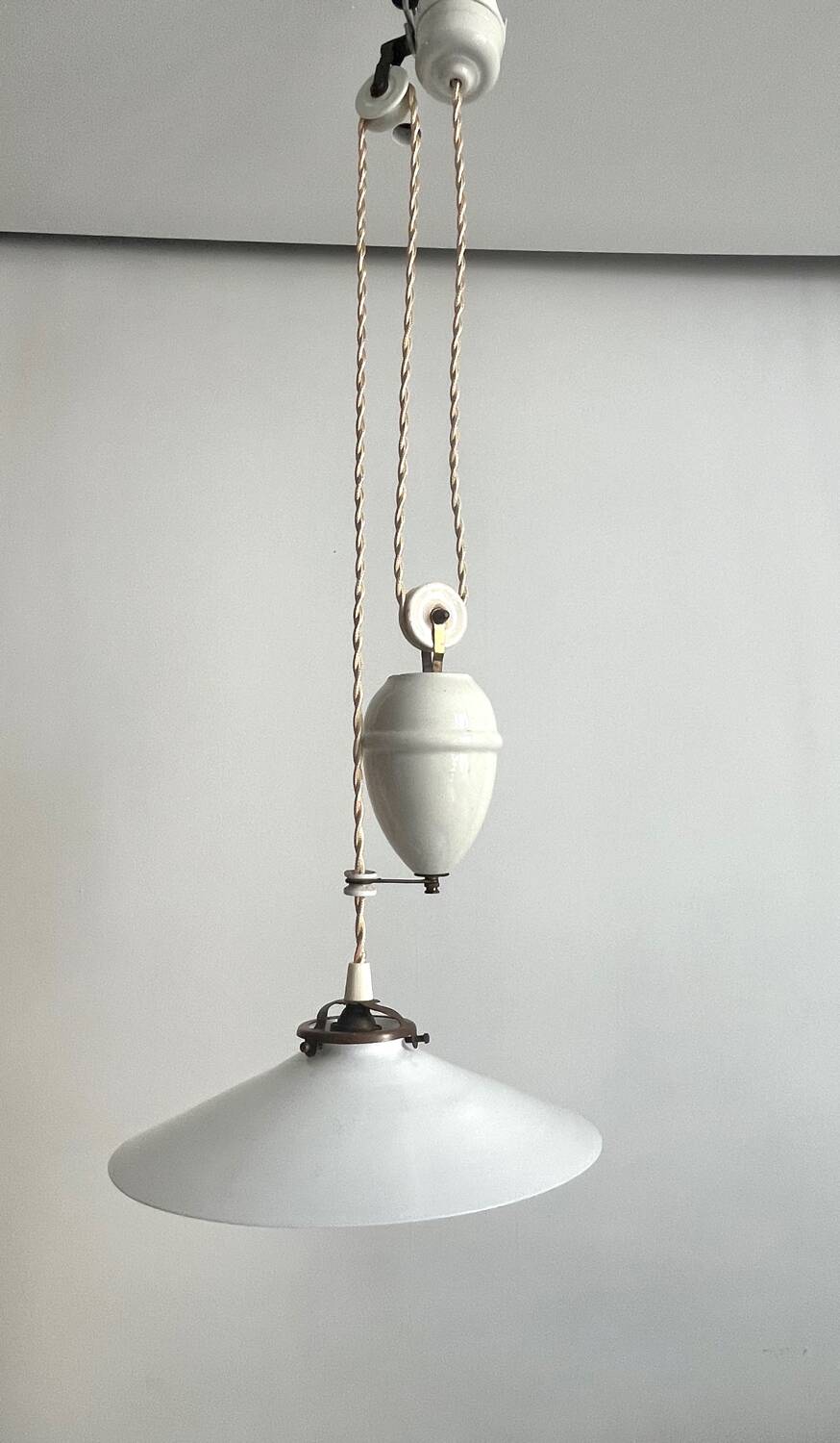 Antique opaline suspension, raised and lowered
