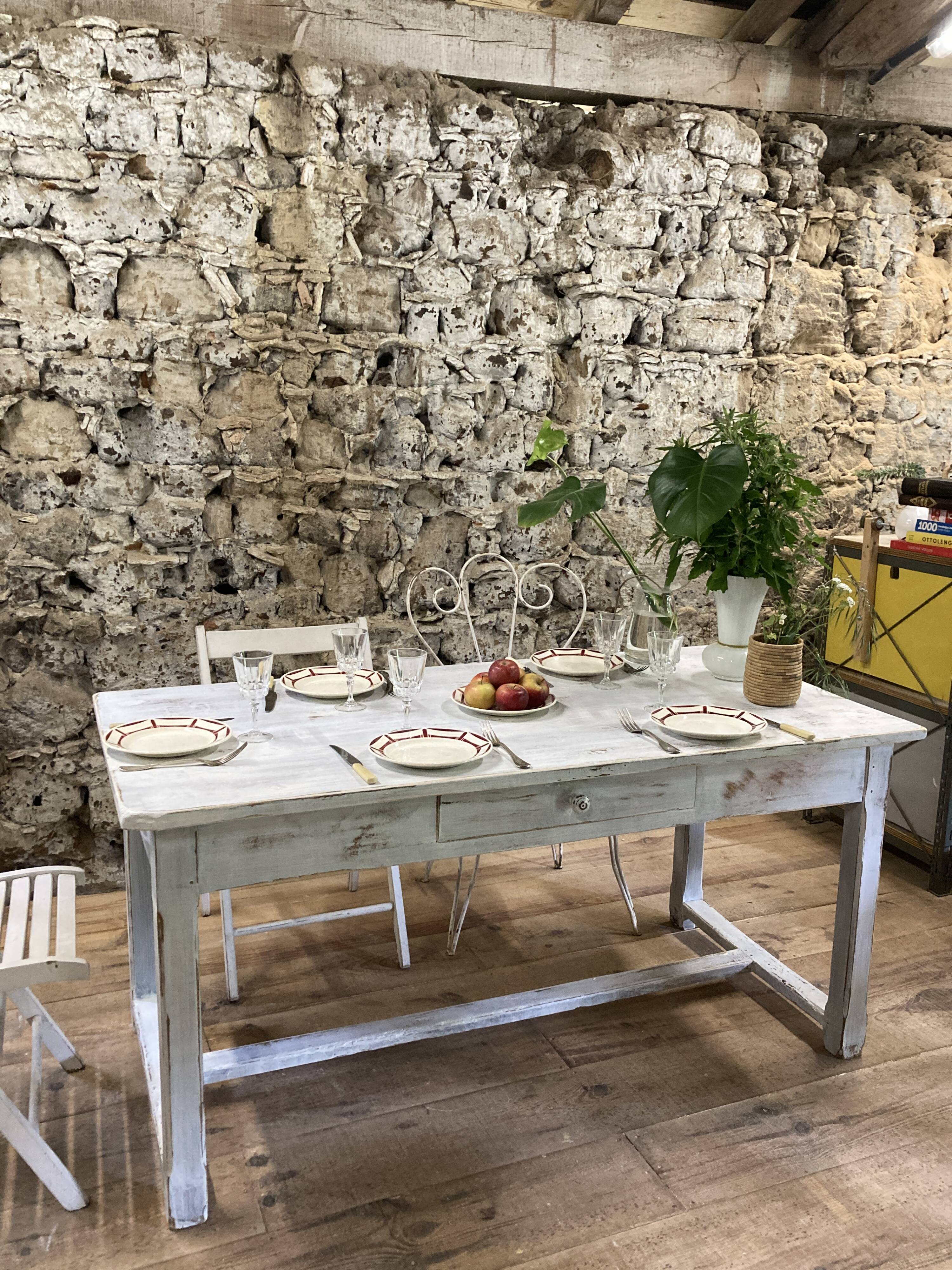 Farmhouse table 6 people white patinated in rectangular solid oak