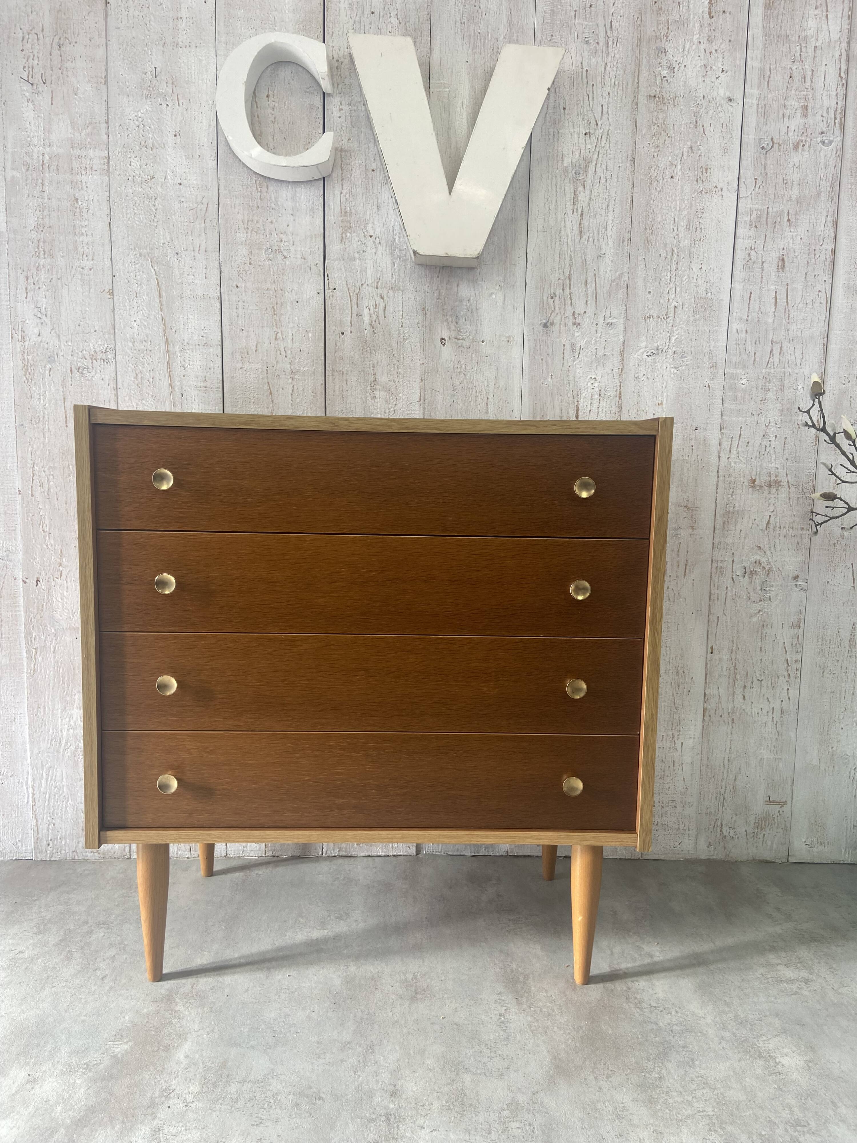 Commode vintage