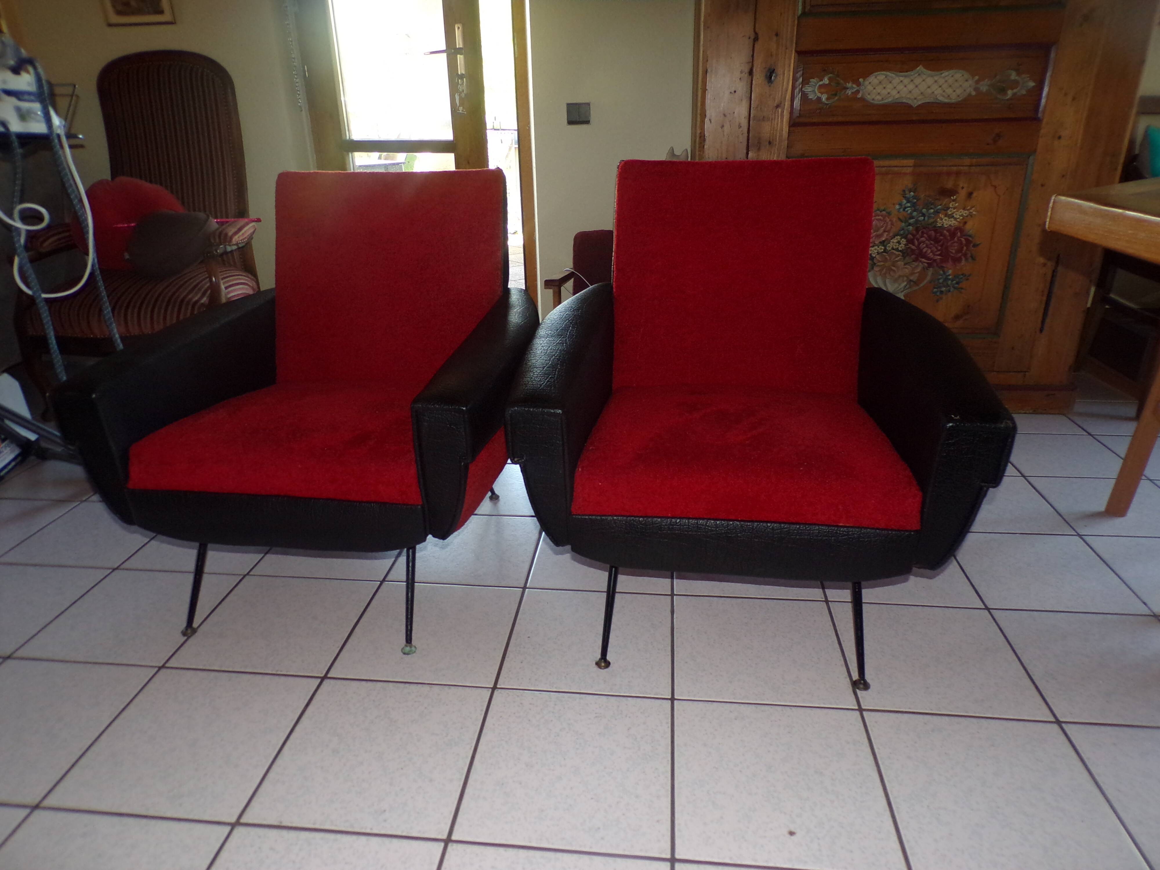 Armchairs skai black and red fabric vintage 70