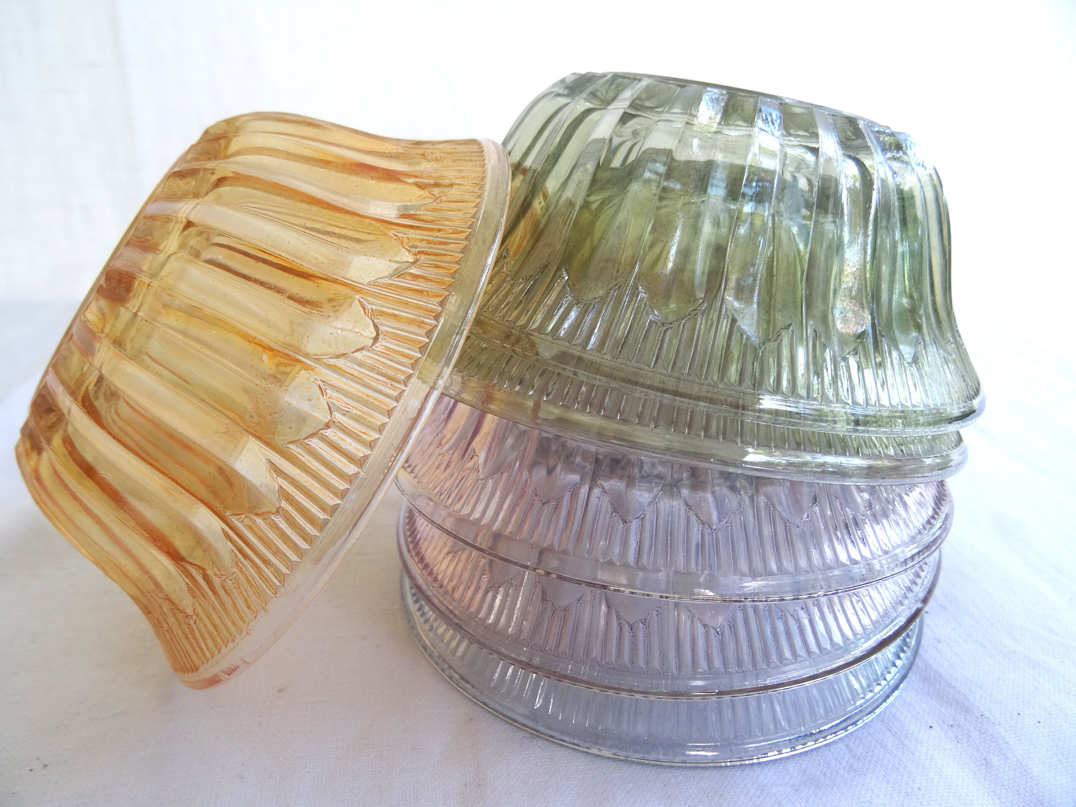 Lot of 6 glass ramekins