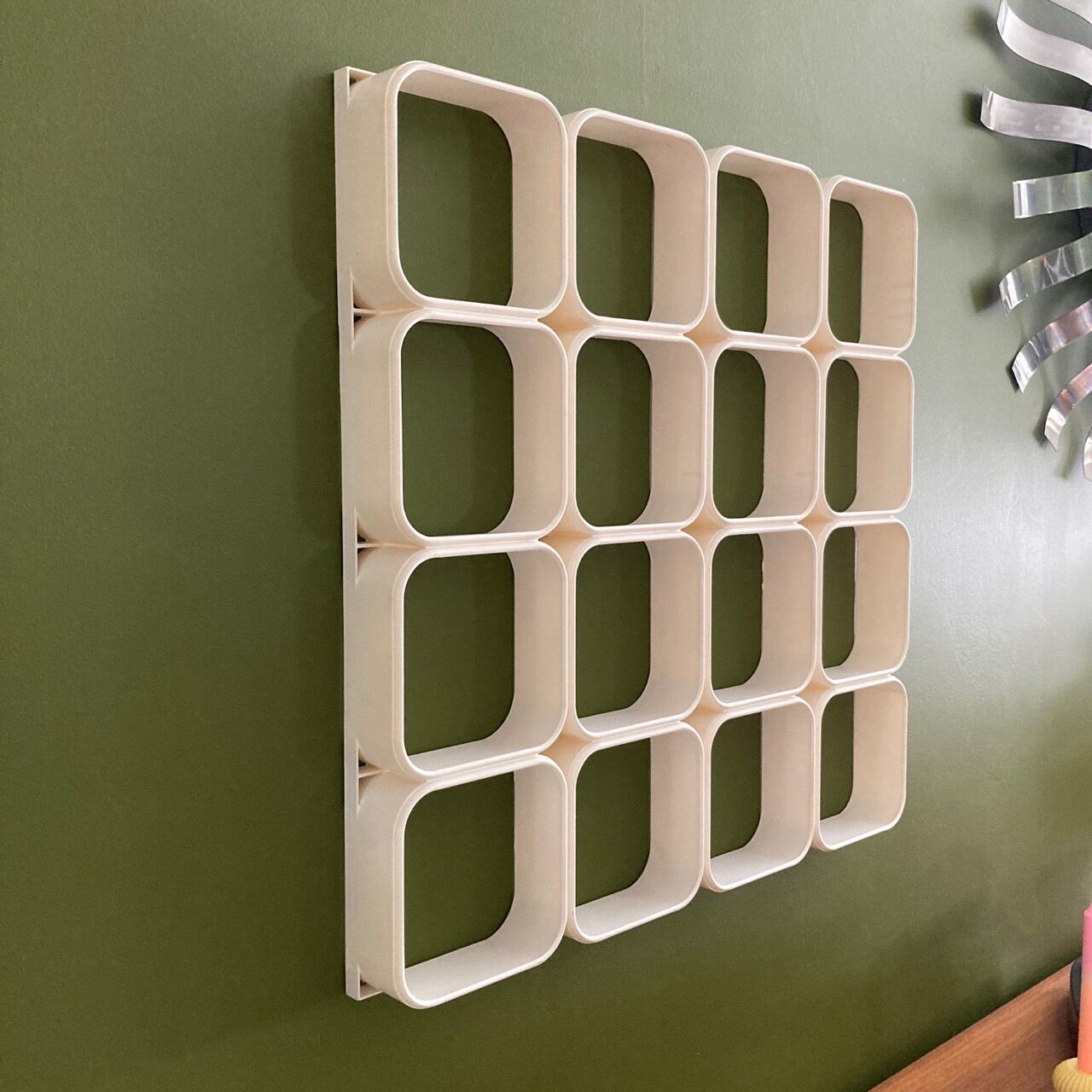 White 70's plastic module shelf