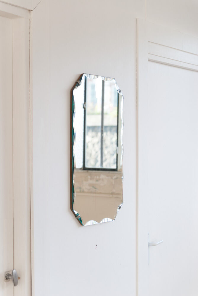 Bevelled mirror 30s - 69x41cm