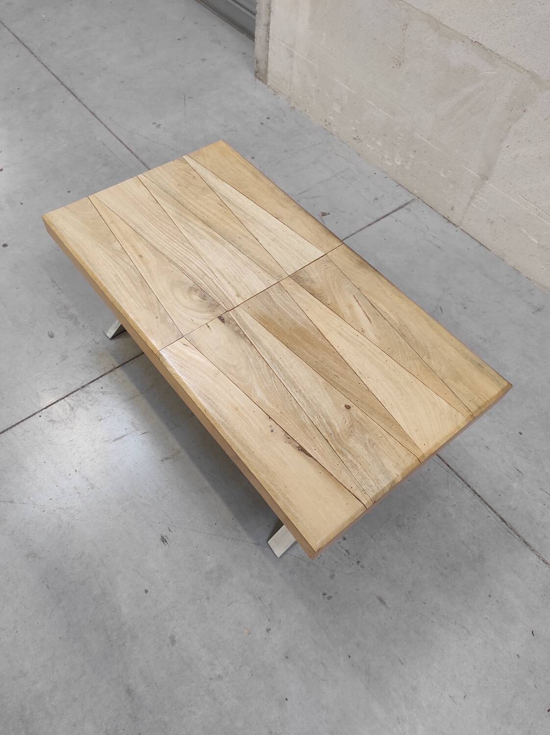 Mango wood coffee table, 90's