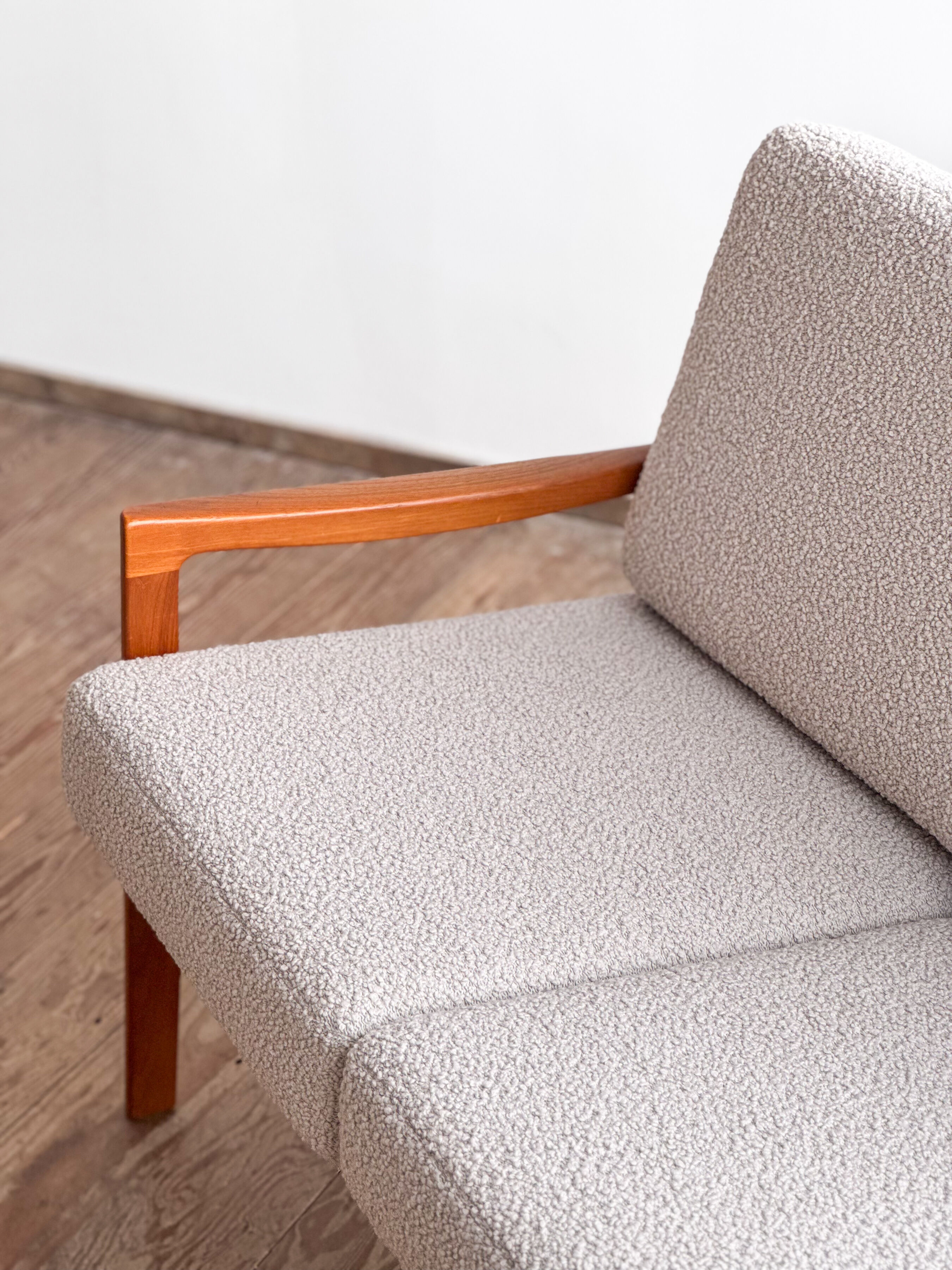 Canapé deux places, Ole Wanscher pour France & Son, série Senator, en teck