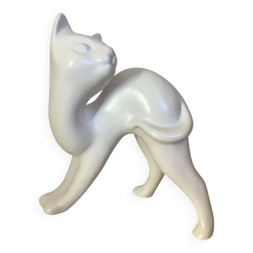 Chat en céramique blanche