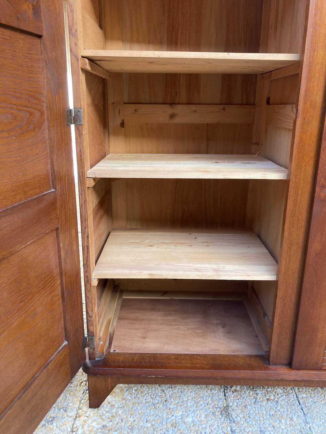 René Gabriel wardrobe