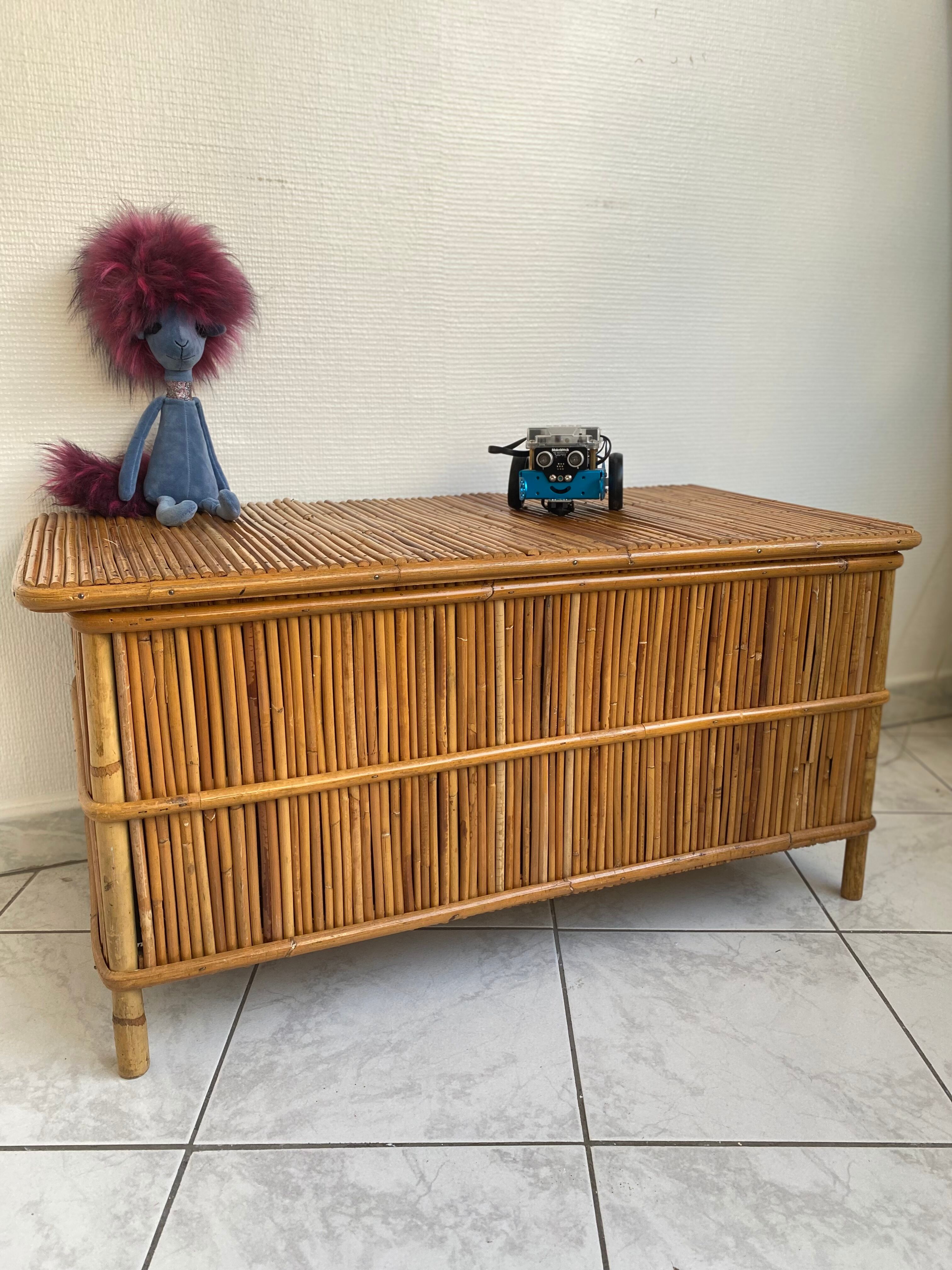 Rattan chest