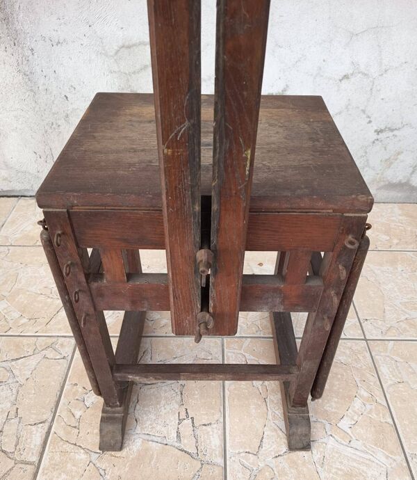 Rare ancienne chaise de kinésithérapie en chêne