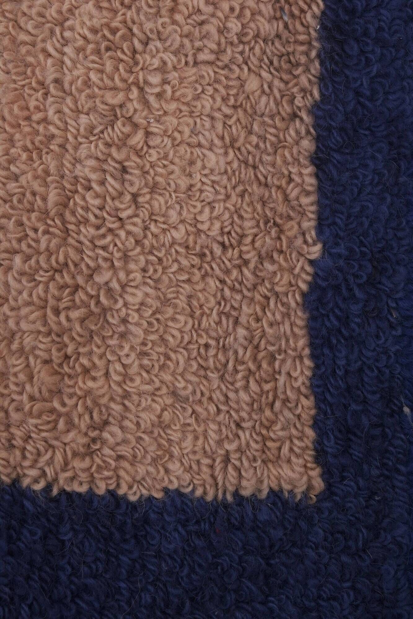 Vintage handmade Turkish rug 133x181 cm
