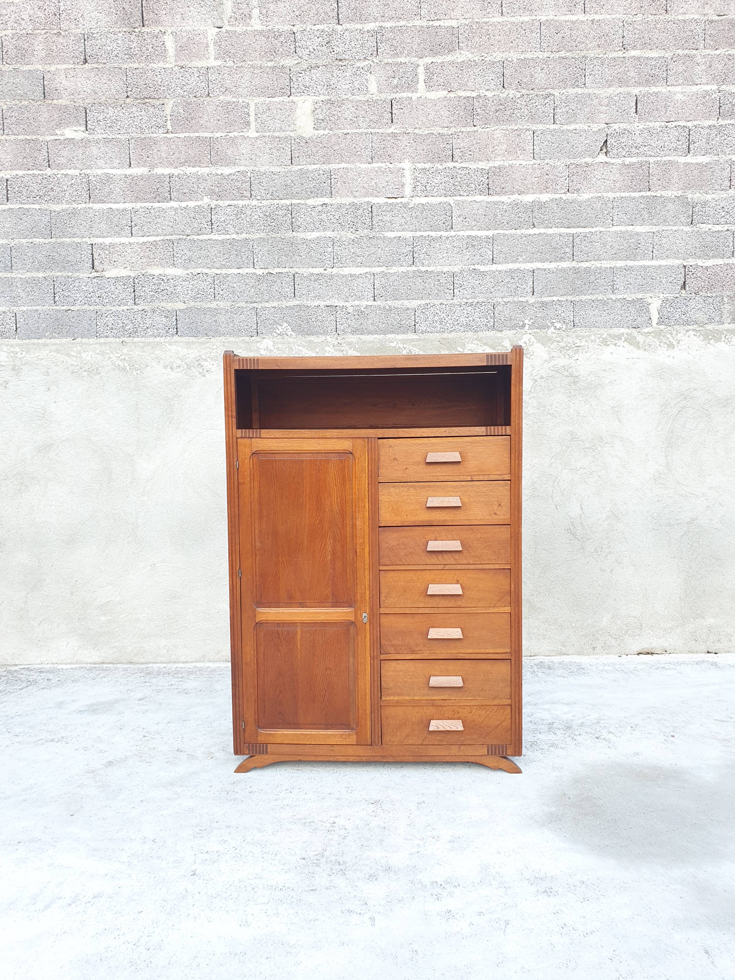 Armoire