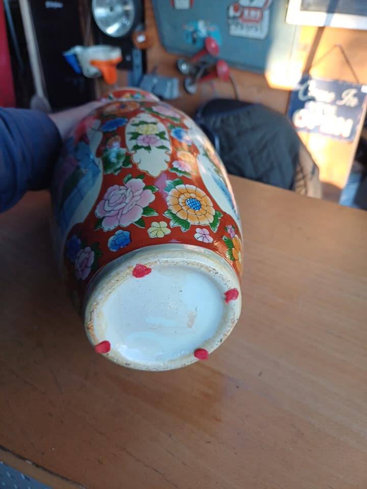 Beautiful ceramic Asian pattern