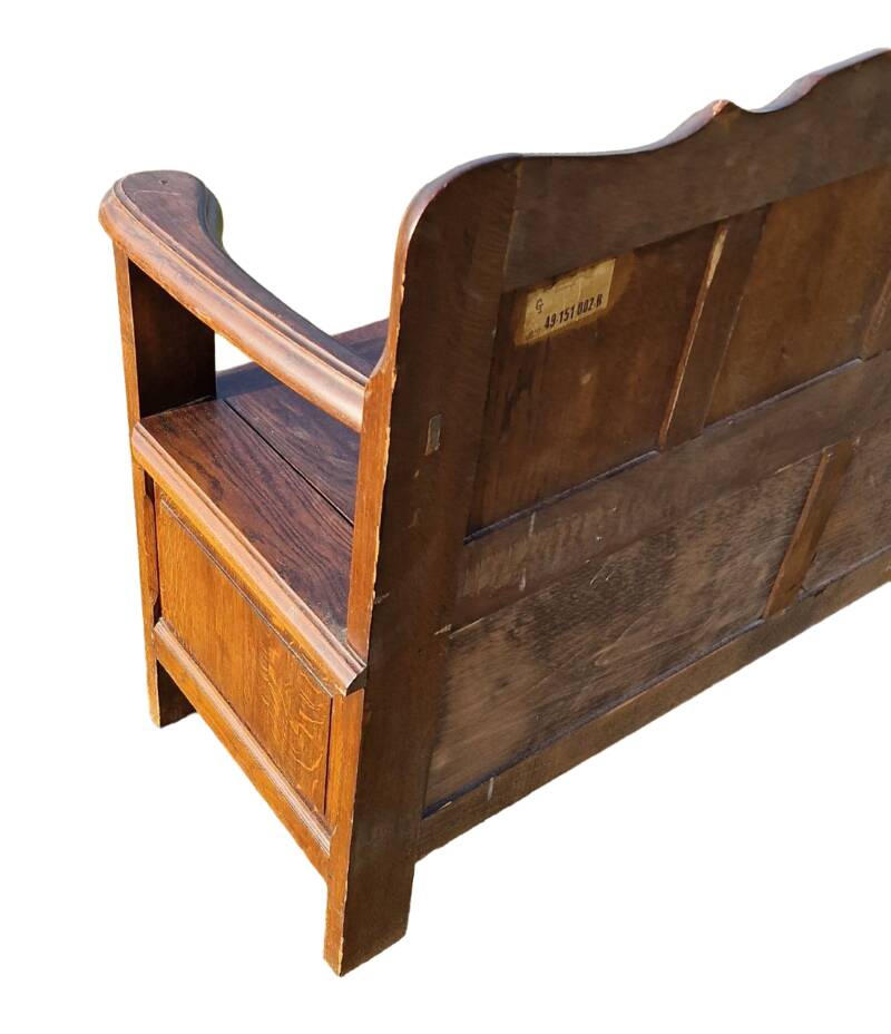 Small breton trunk bench with armrests
