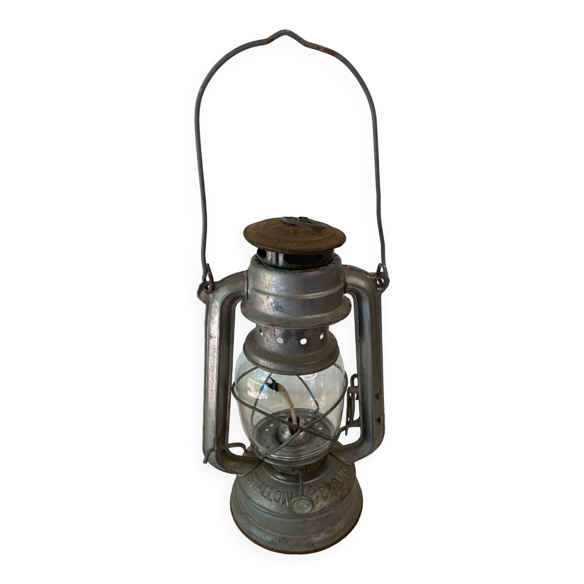 Iron storm lamp