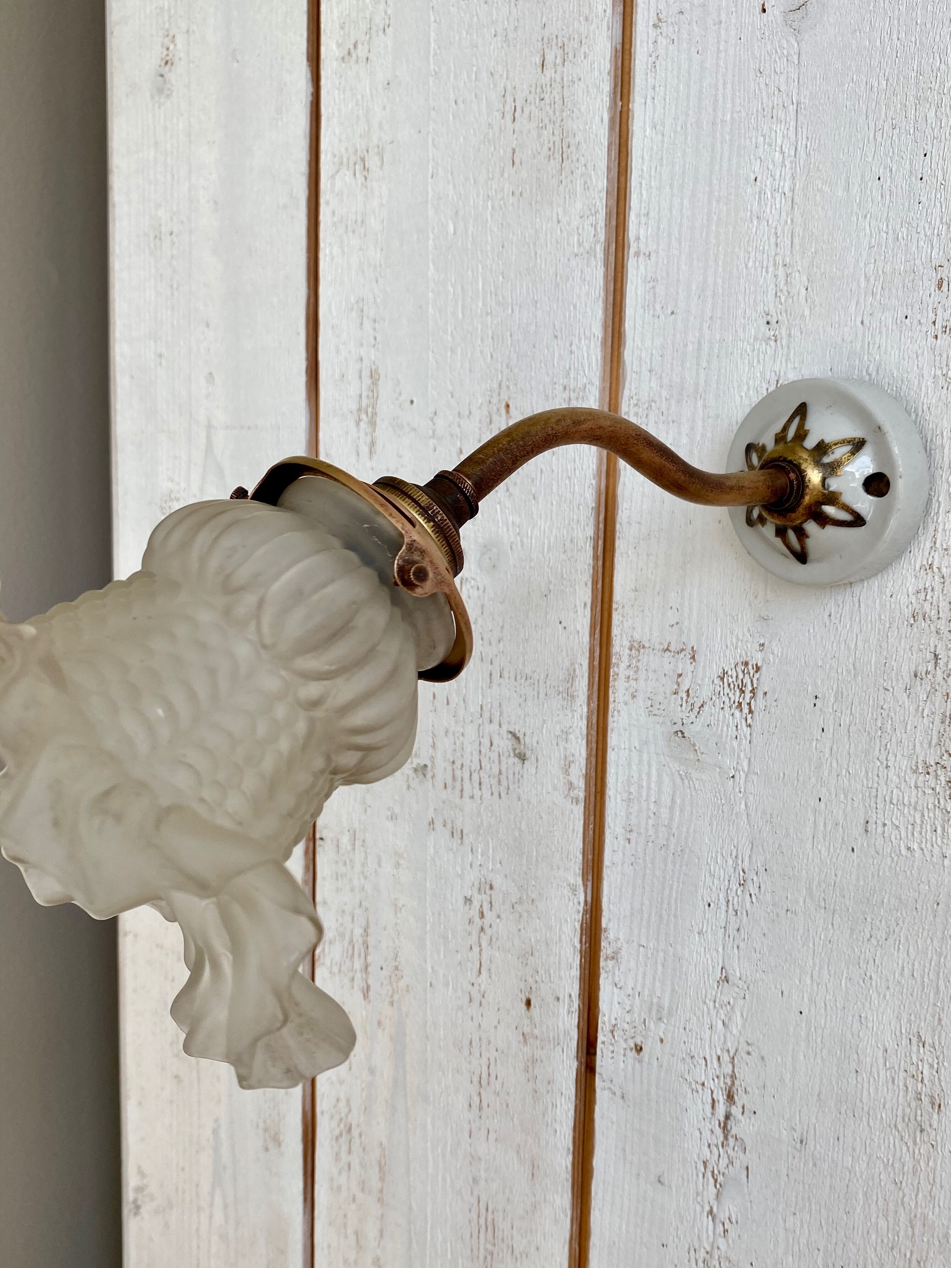 Art Deco tulip wall light