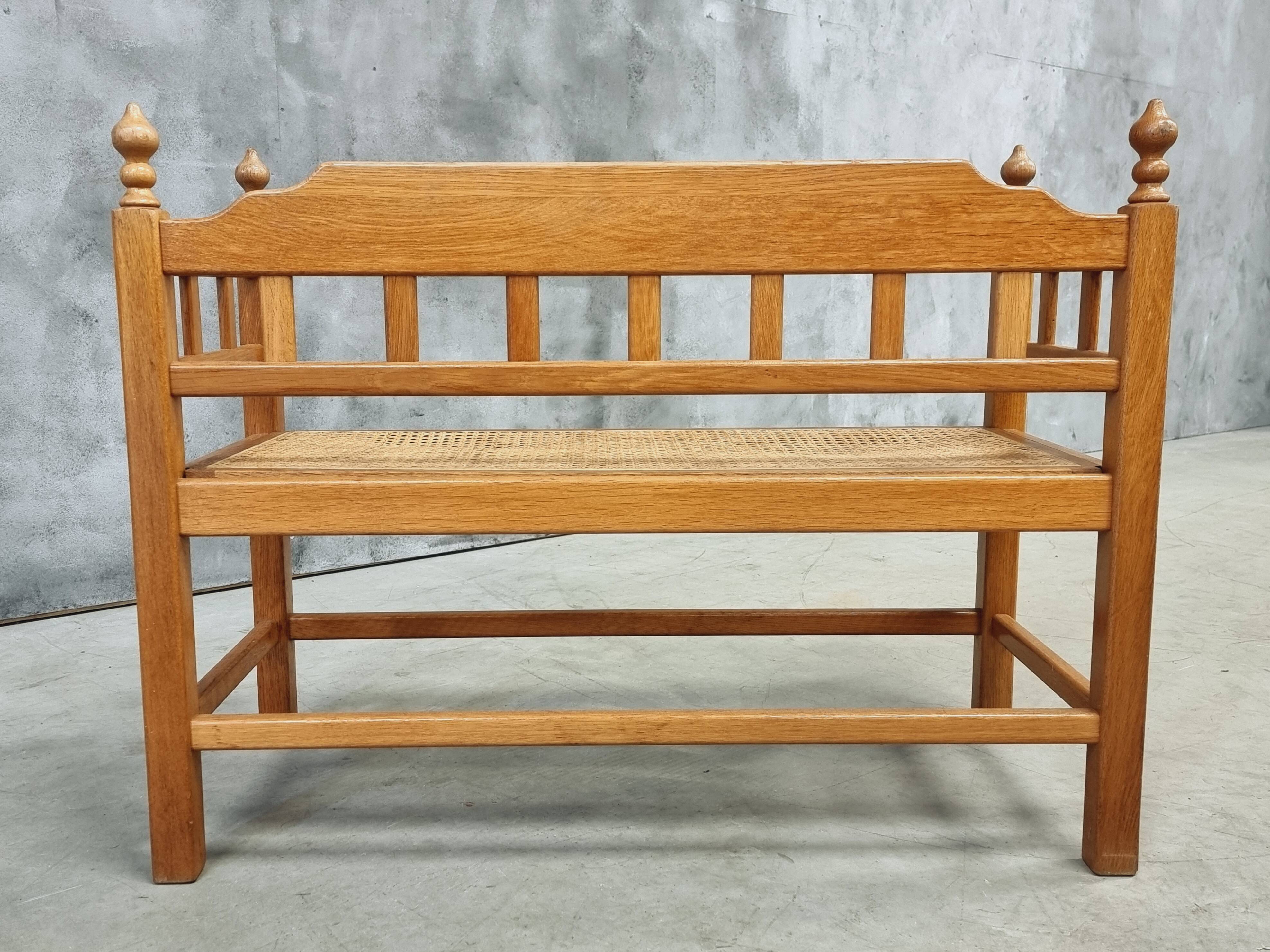 Vintage Oak Entryway Bench with Straps