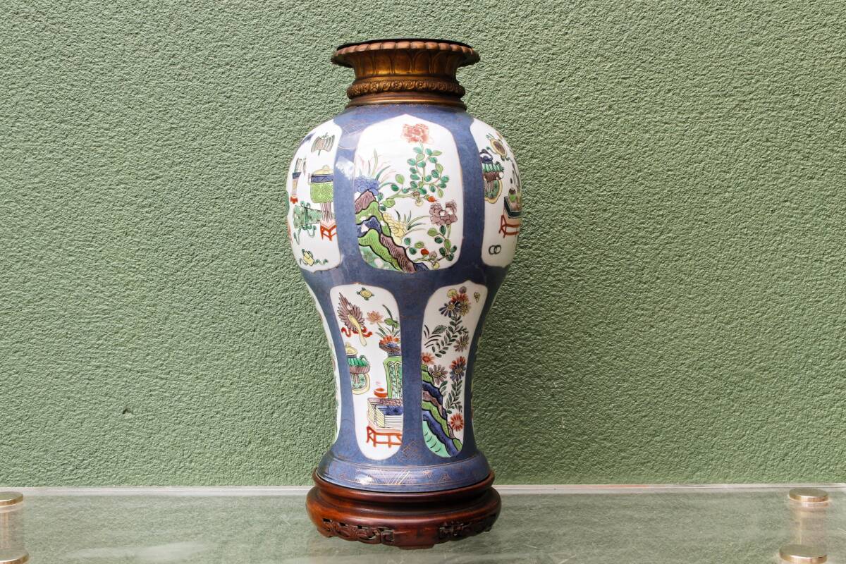 Lamp base, Chinese porcelain, Kangxi style, late 19th century.