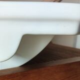 Bathroom shelf