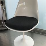 Chaise tulipe par Eero Saarinen pour Knoll