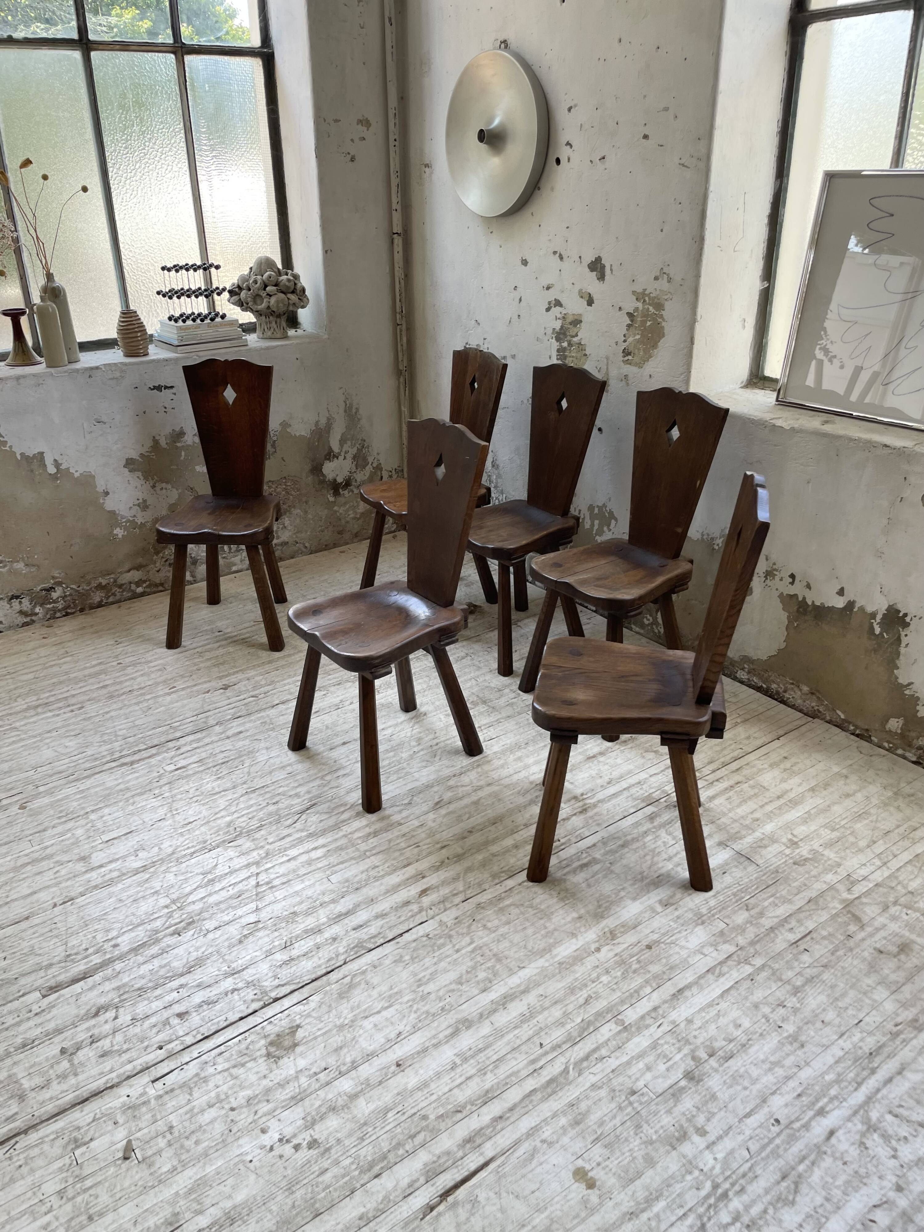 Chaises chêne massif chapo savoyarde art populaire