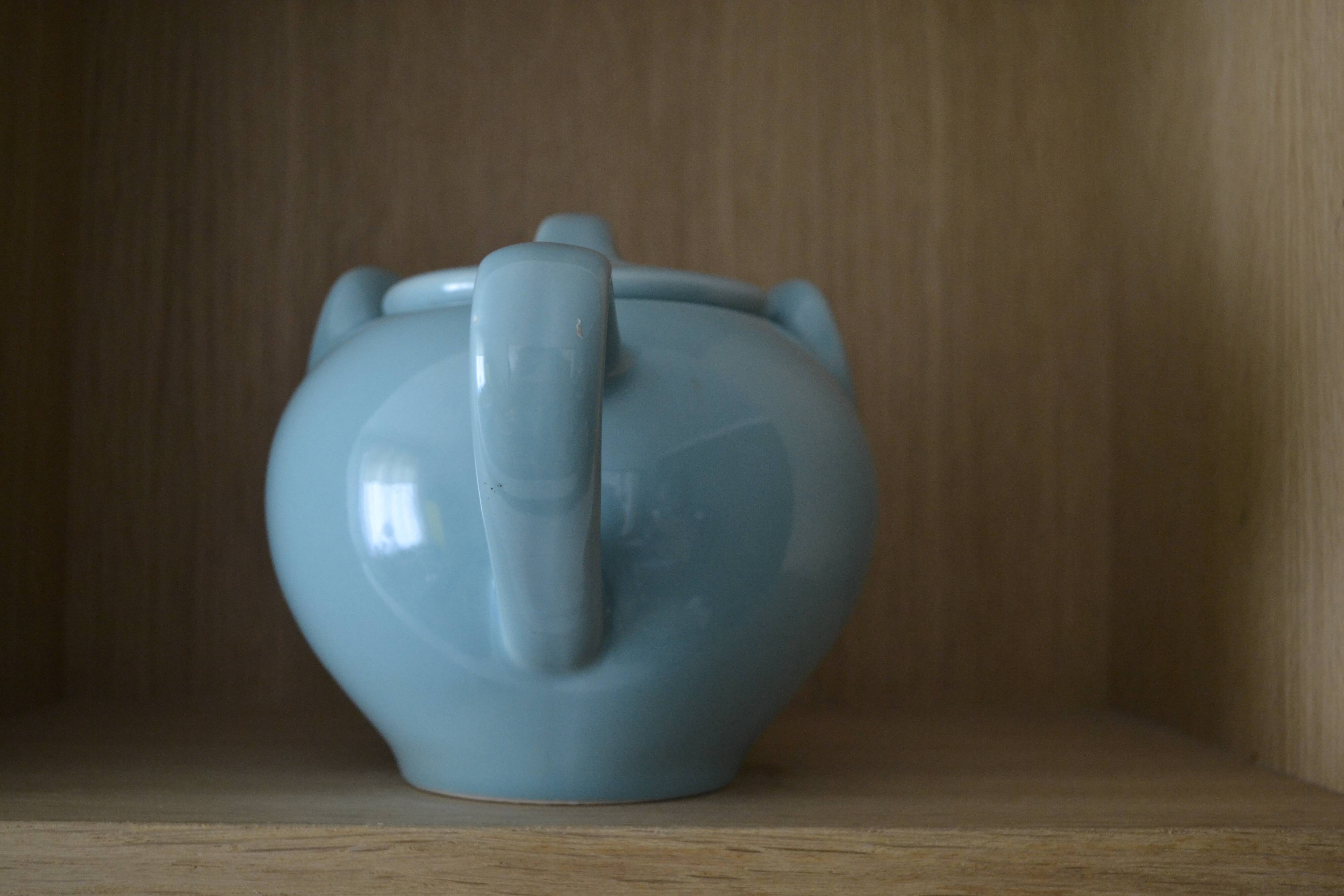 Elephant turquoise blue teapot (large model)