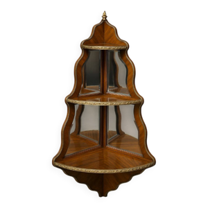 vitrine d’angle en - iii