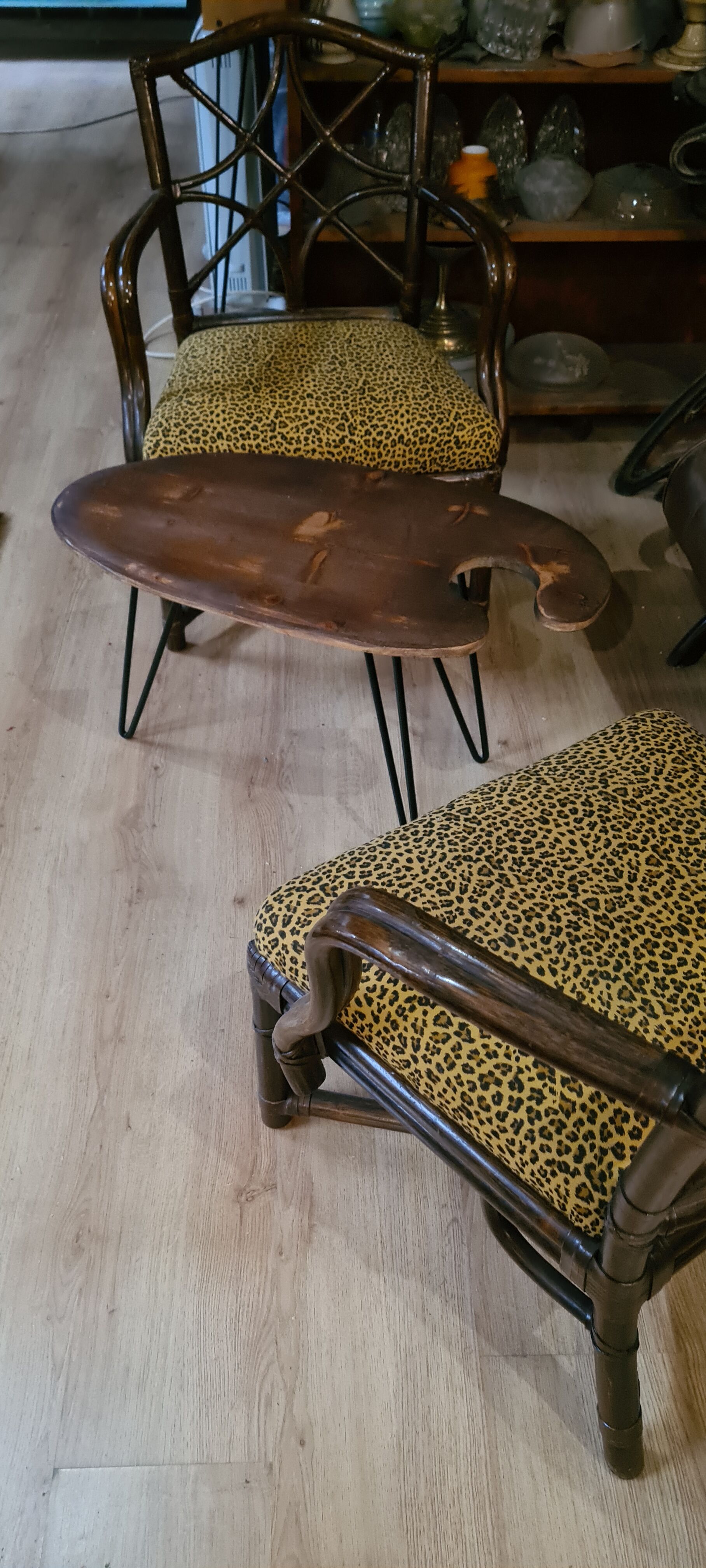 Coffee table in shape of painter's palette