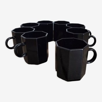 Black Arcopal coffee cups