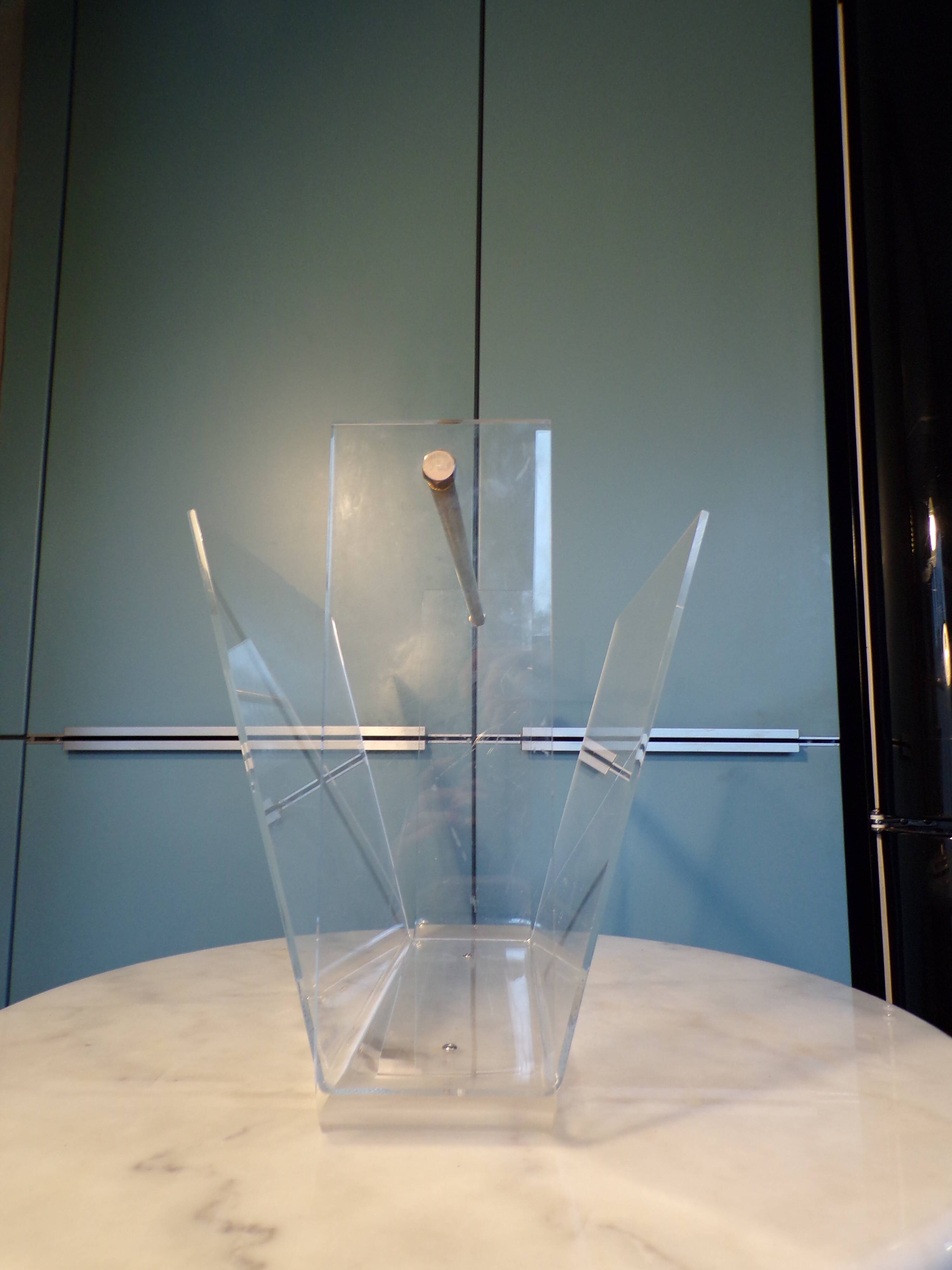 Omega magazine rack by David Lange