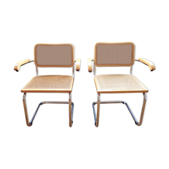 Paire de fauteuils avec accoudoirs Cesca B64 de Marcel Breuer