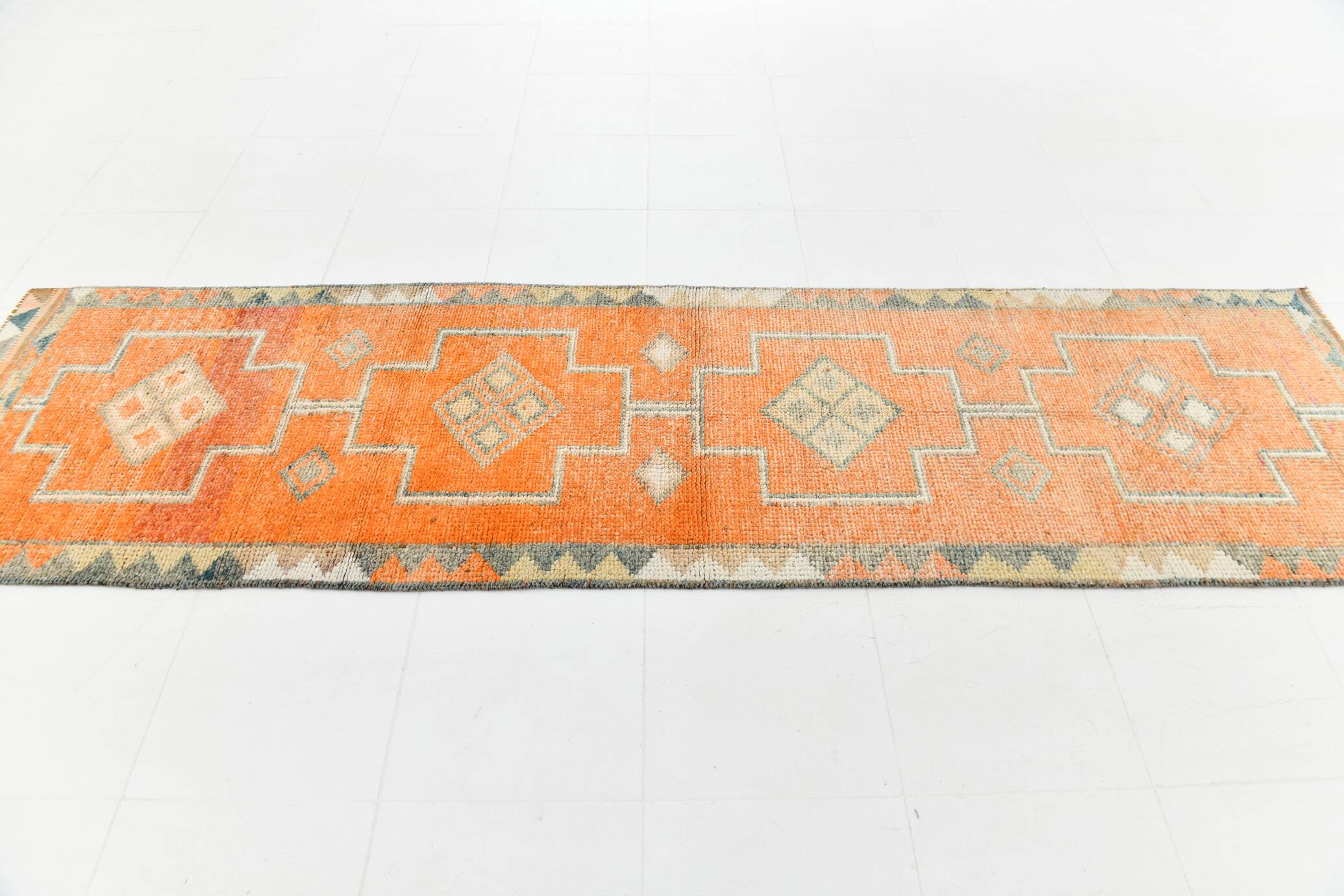3x11 Vintage Runner Rug, 88x319Cm