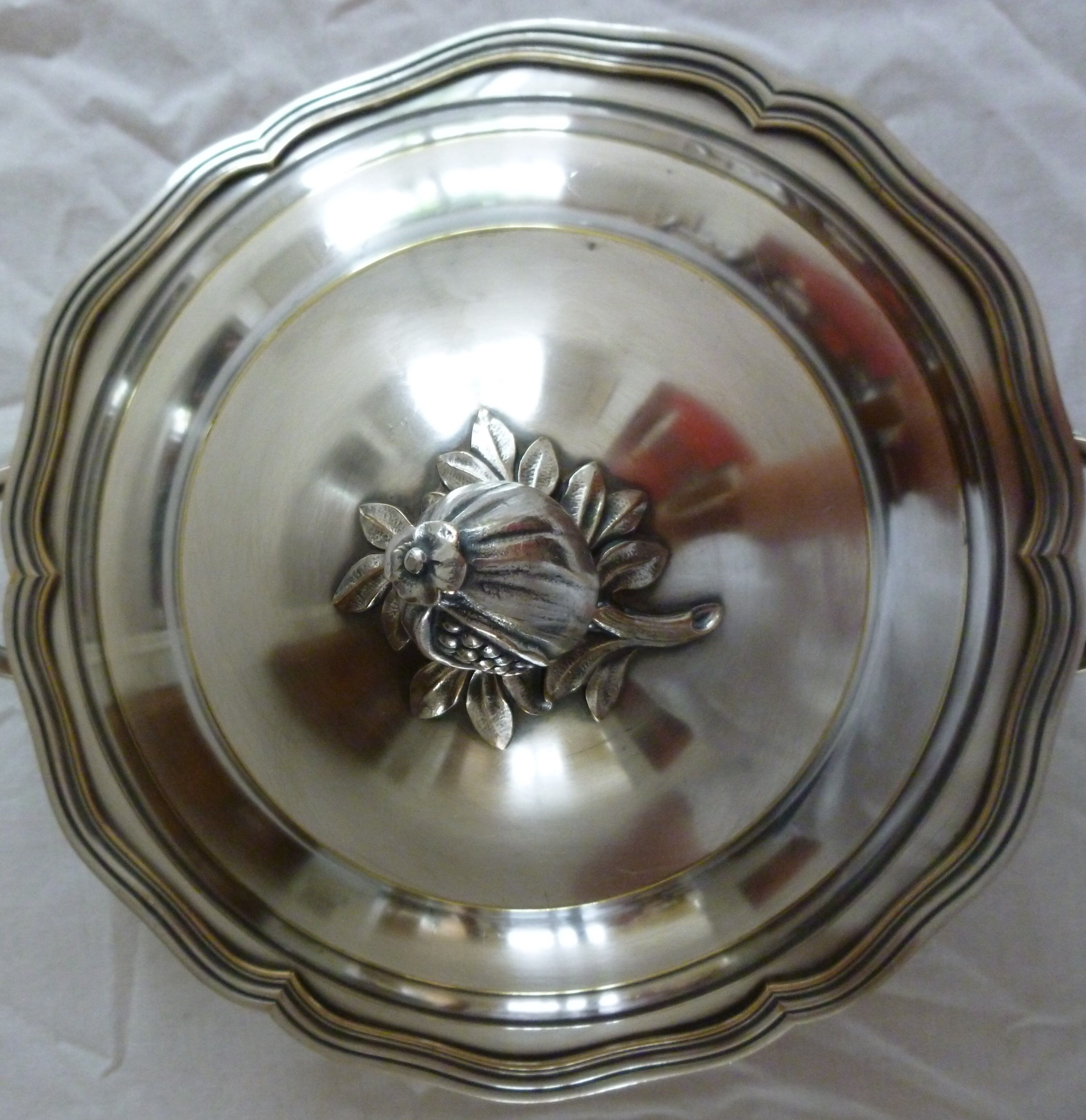 Vases in Grenada in silver metal