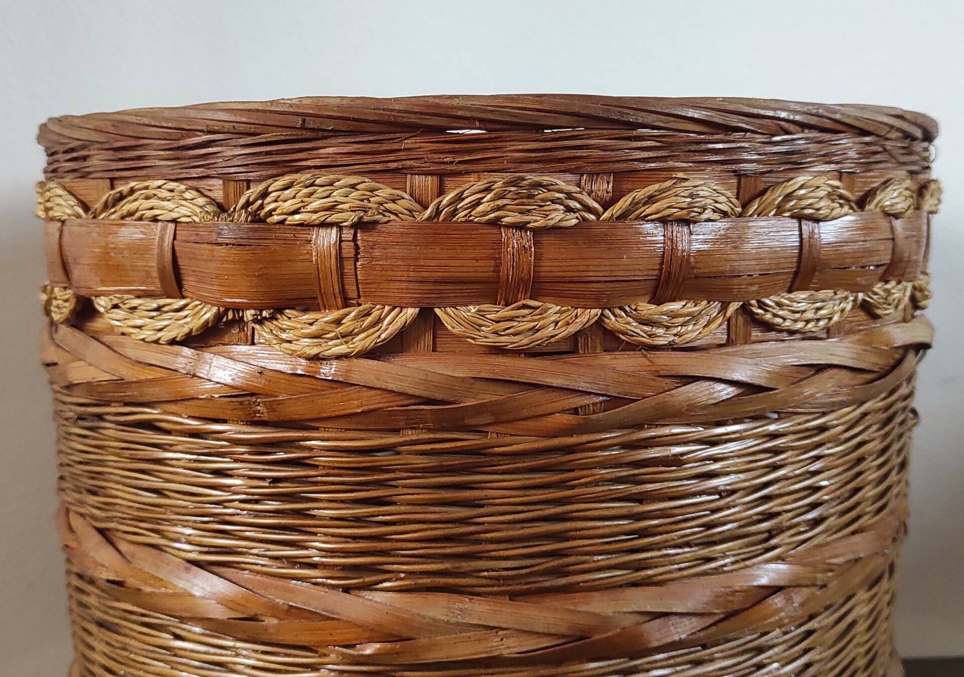 Large vintage wicker and rattan cache pot