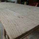 Table with trestles