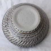 Stoneware bonbonnière