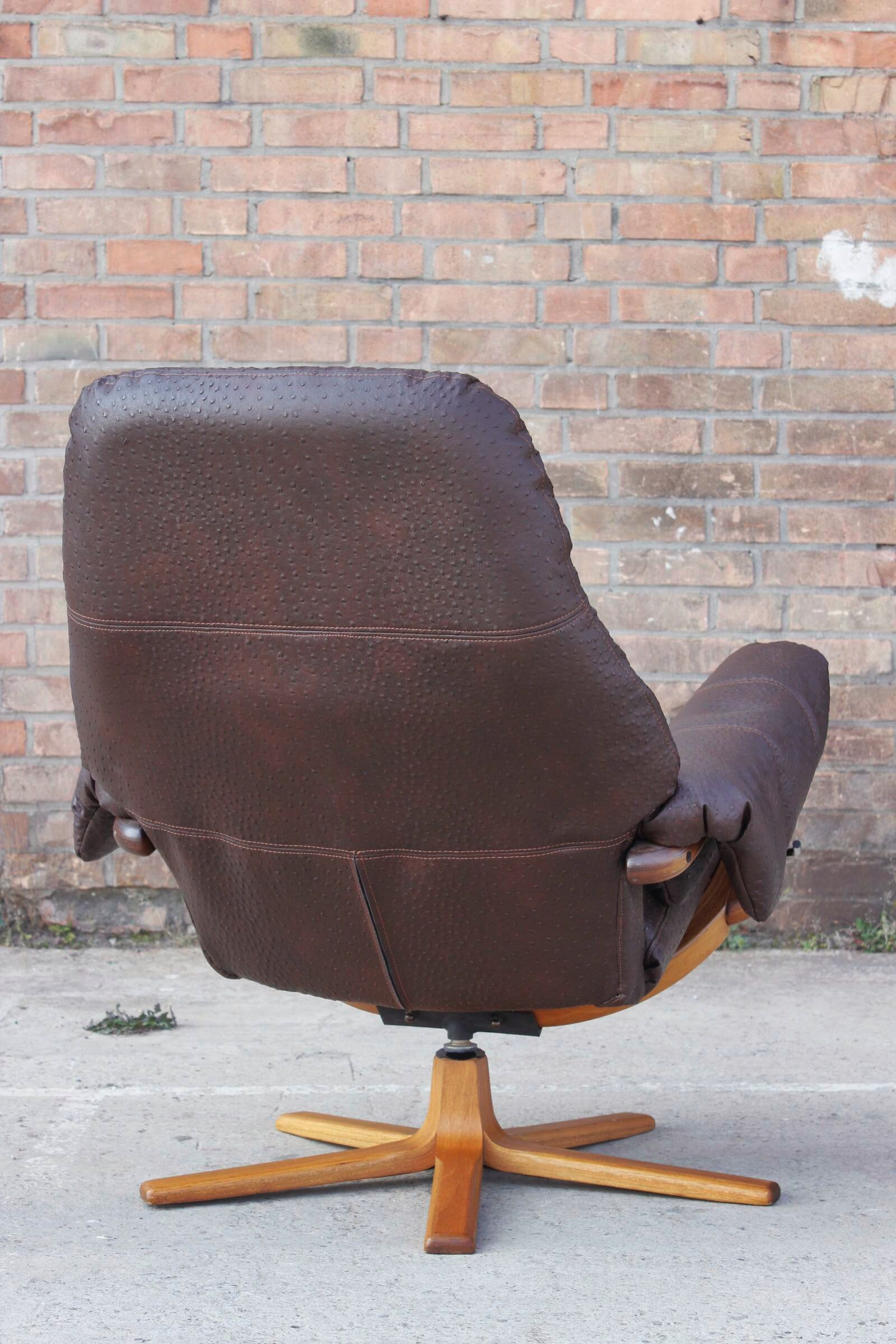Relaxation armchair & Ottoman Scandinavian design Sweden 1960s