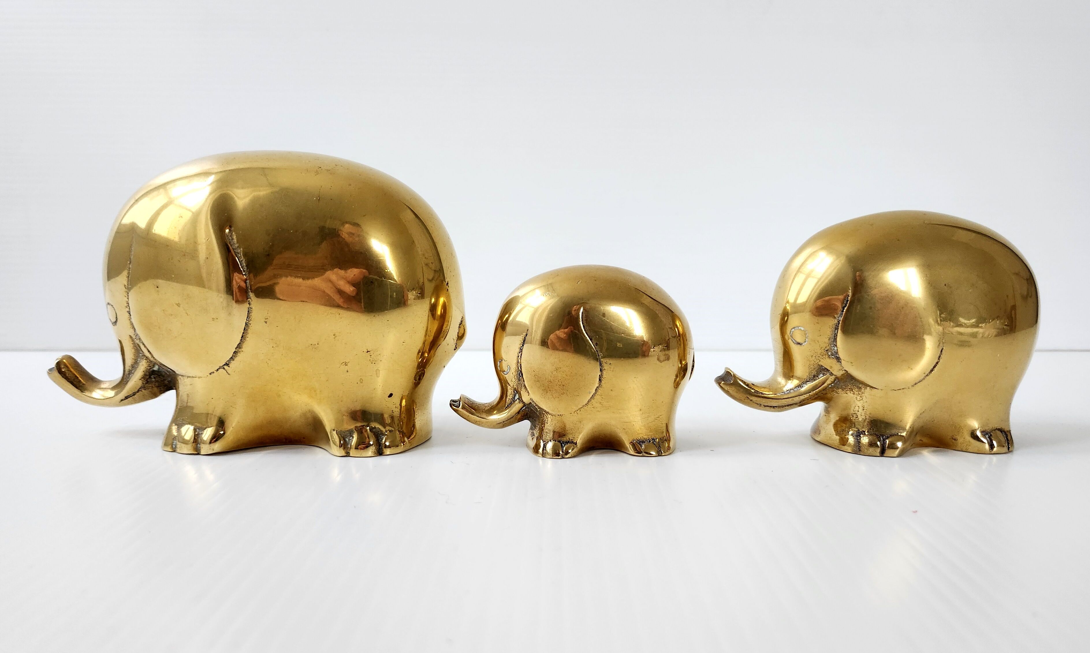 Suite de 3 éléphants en laiton vintage 1970